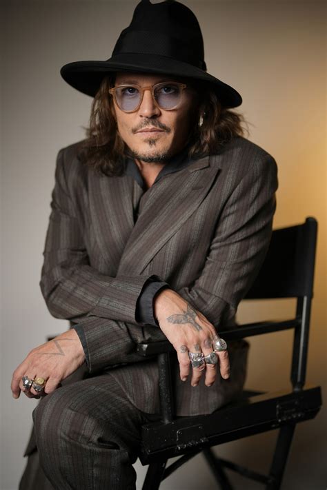 givenchy johnny depp|Johnny Depp dior dinner.